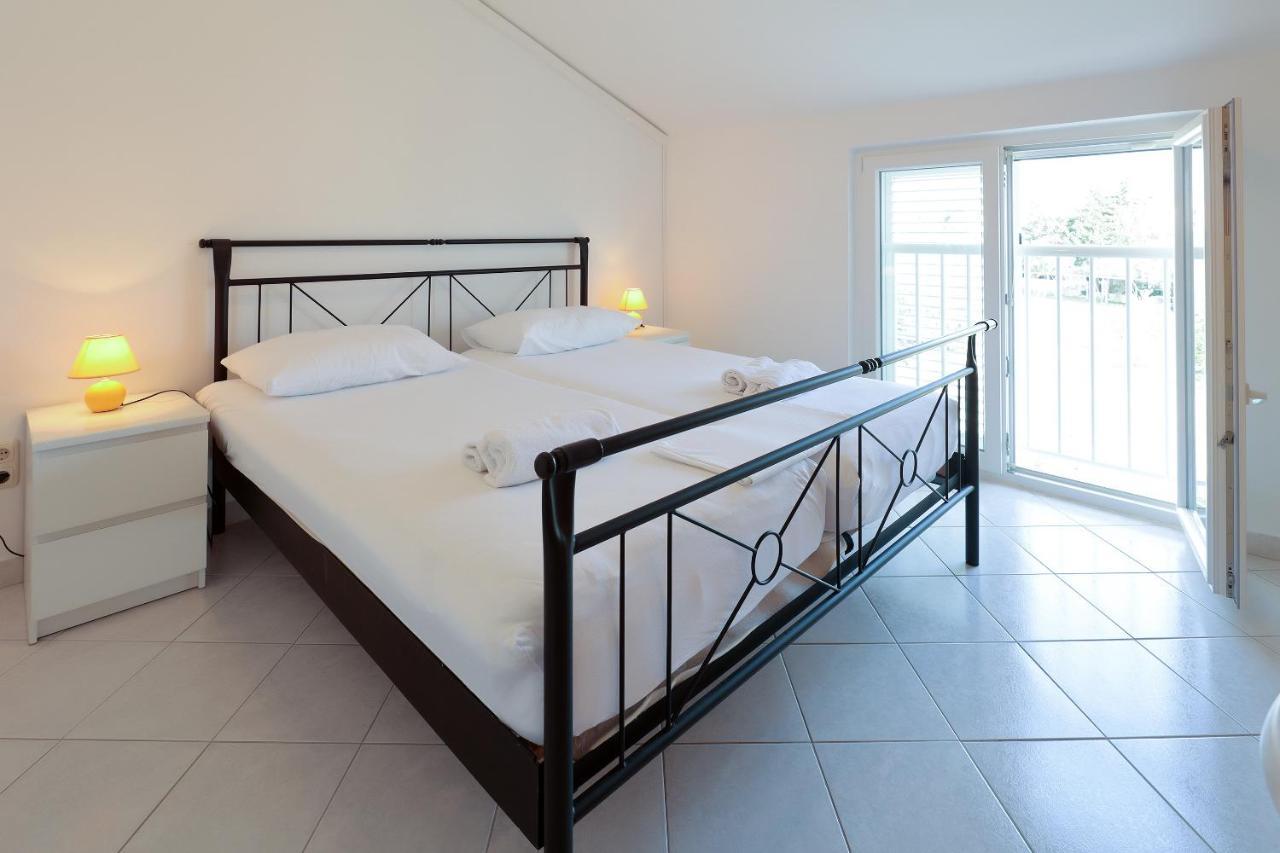 City Pool Apartments נובליה מראה חיצוני תמונה