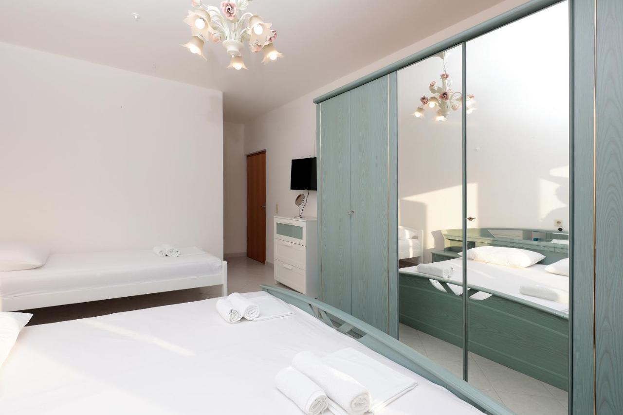 City Pool Apartments נובליה מראה חיצוני תמונה