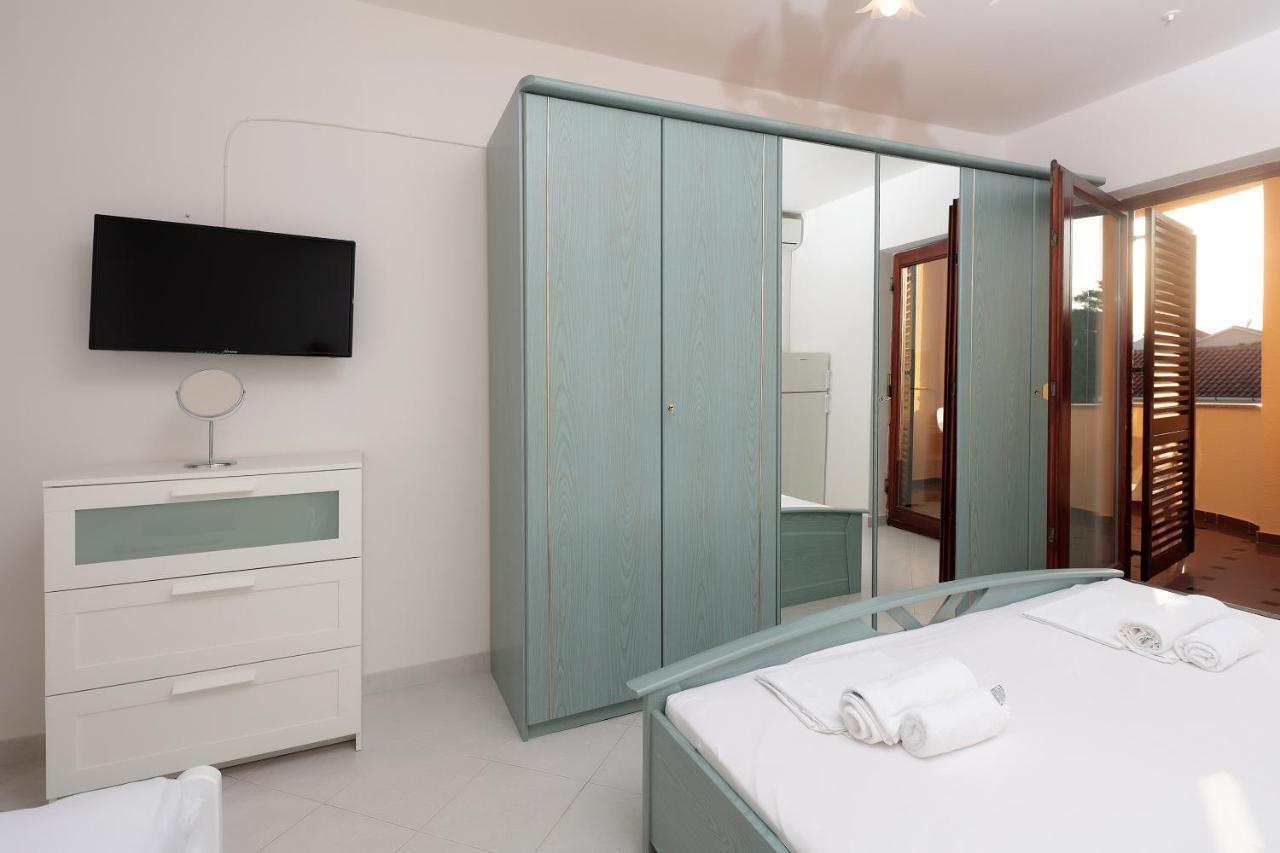 City Pool Apartments נובליה מראה חיצוני תמונה