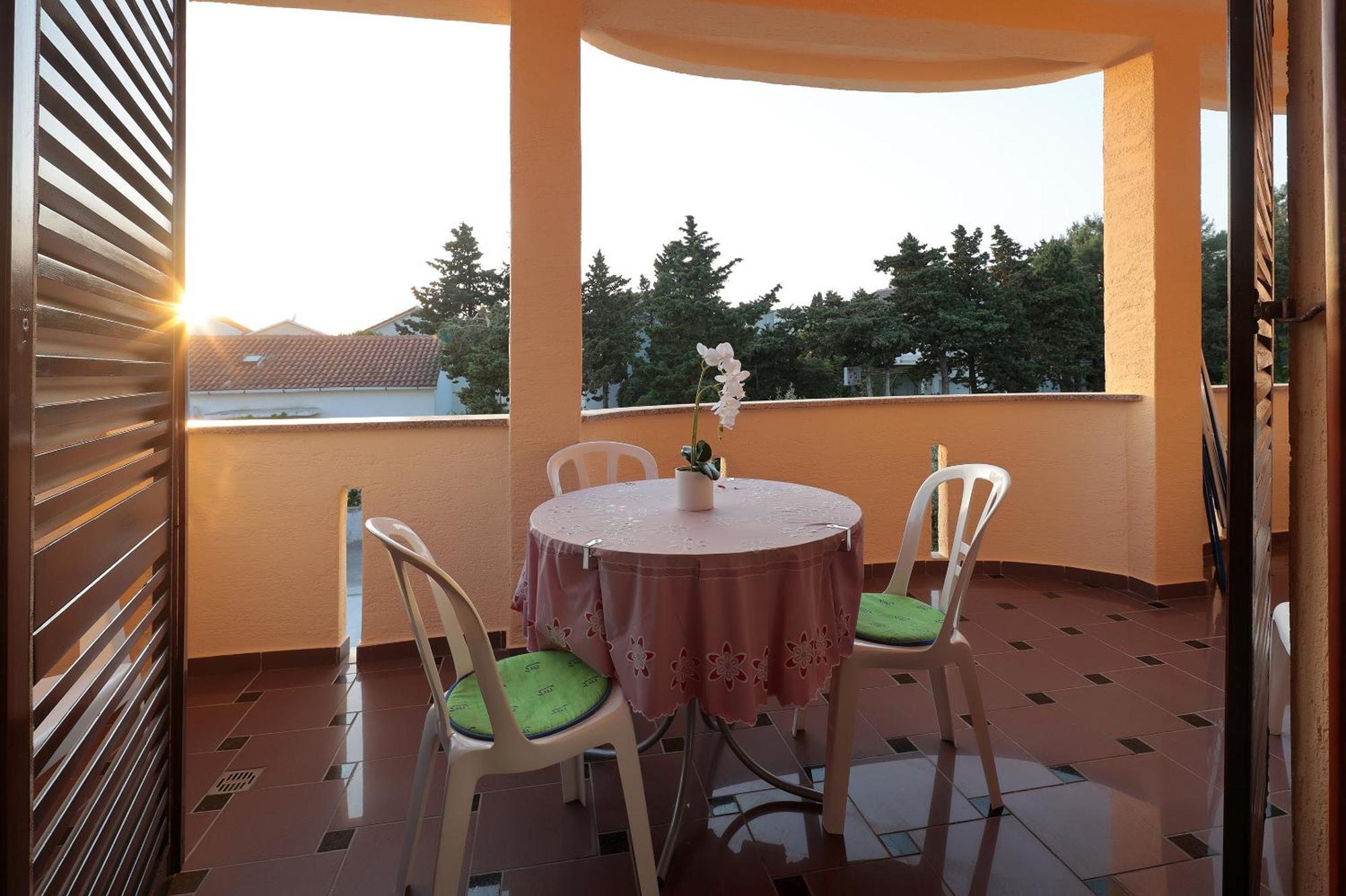 City Pool Apartments נובליה מראה חיצוני תמונה
