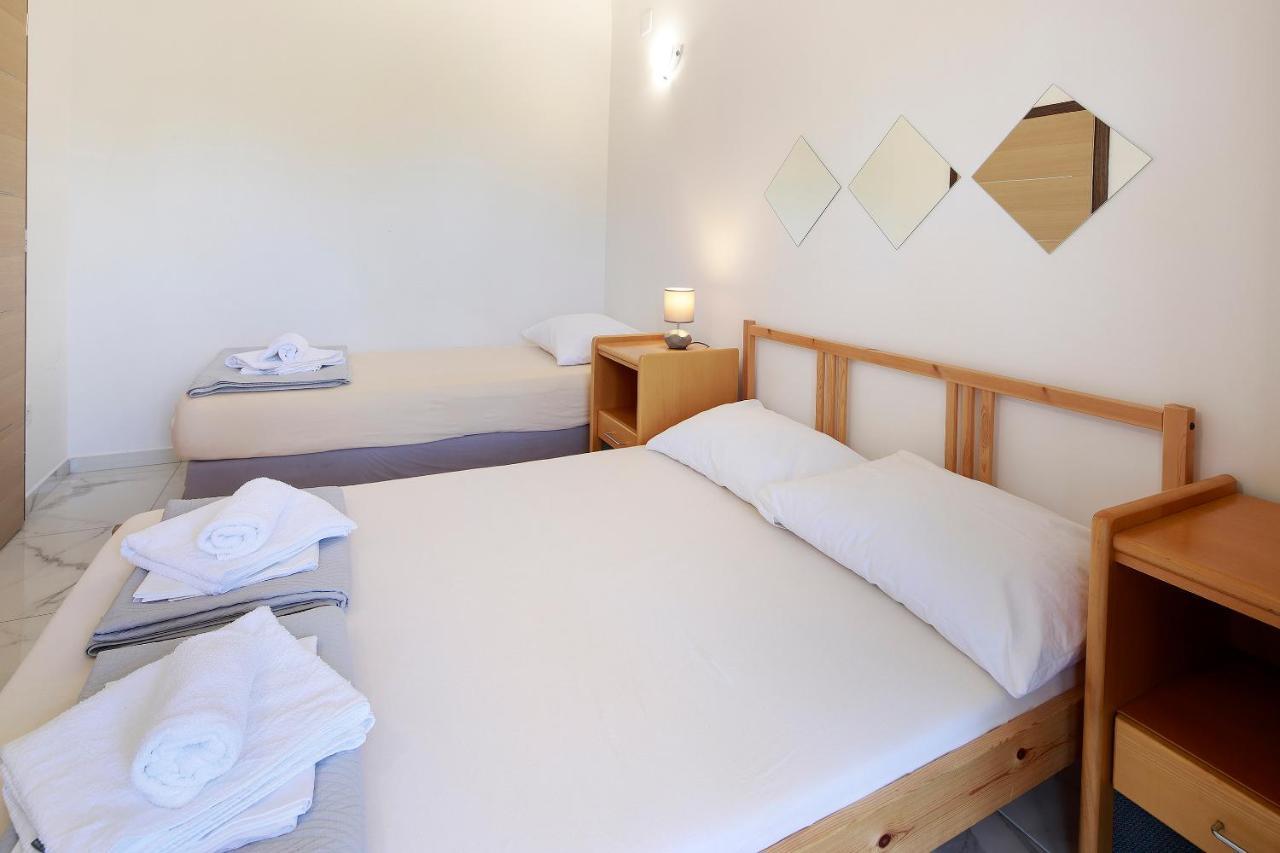 City Pool Apartments נובליה מראה חיצוני תמונה