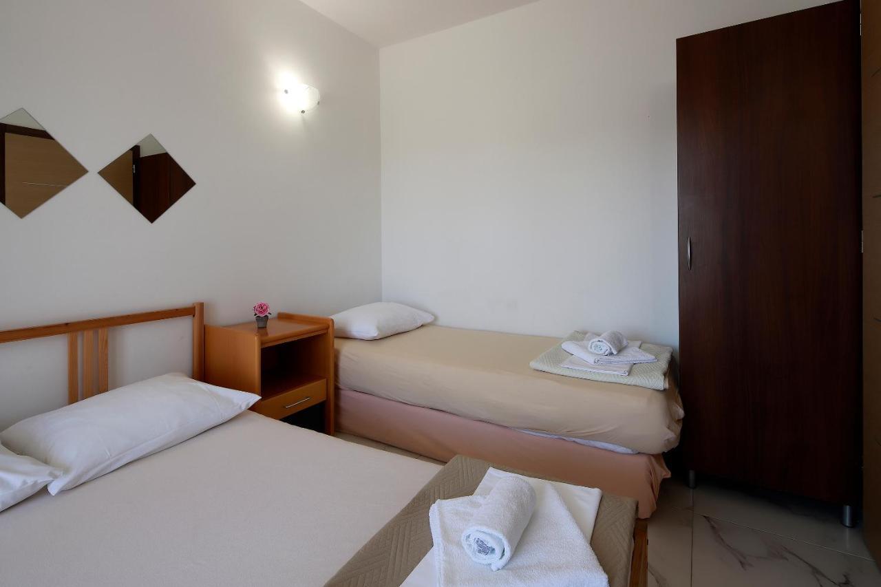 City Pool Apartments נובליה מראה חיצוני תמונה